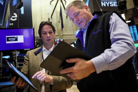 Shares rise, U.S. Treasury yields drop as Fed minutes suggest slower rate hikes