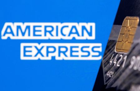 Australia sues AmEx on alleged breach of credit card distribution laws