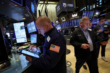 Equity funds record largest ever weekly outflows -BofA