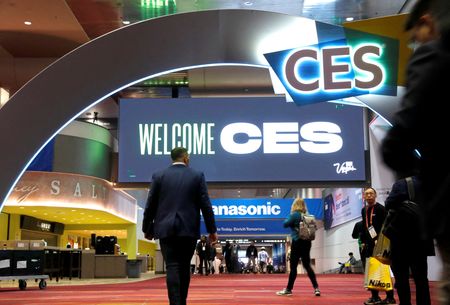 Got game? Automakers show off in-car entertainment options at CES