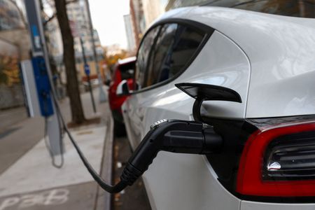 EU, U.S. start talks on electric vehicle subsidies – Commissioner