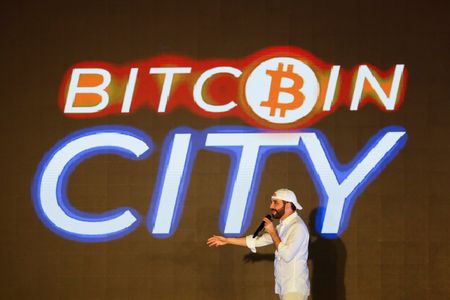 Salvadoran lawmakers pass digital asset issuance law in bitcoin haven