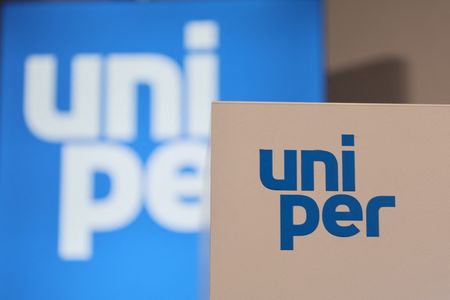 Exclusive-Montfort wins bid for Uniper’s marine fuels oil refinery in UAE – sources