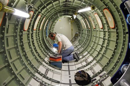 Textron posts quarterly revenue beat on strong business jet demand