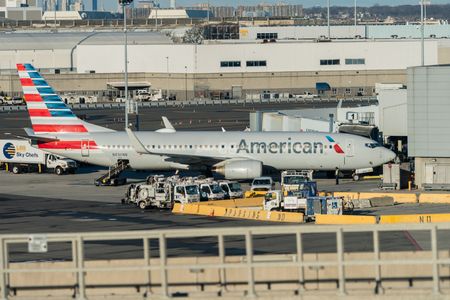 U.S. airlines forecast strong 2023 travel, costs may dampen outlook
