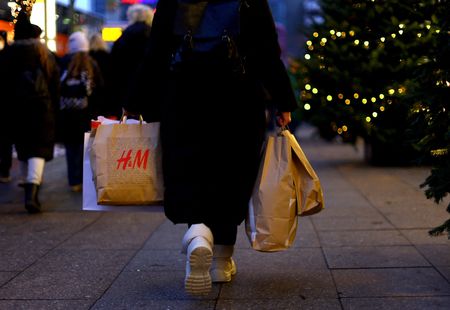 H&M highlights fast-fashion gloom as luxury takes hit in China