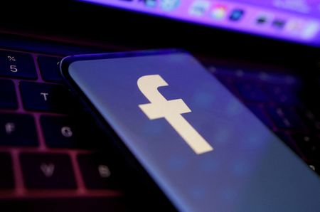 Feuding law firms in Facebook antitrust case told to make peace