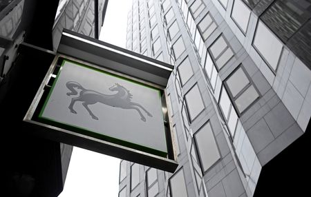 Lloyds faces housing market chill as profit growth stalls