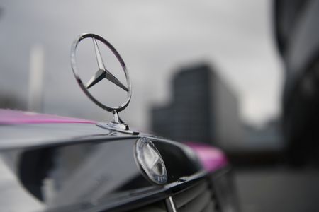 Luminar, Mercedes-Benz expand deal for self-driving tech