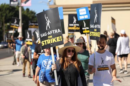 tagreuters.com2023binary_LYNXMPEJ9K0AS-VIEWIMAGE