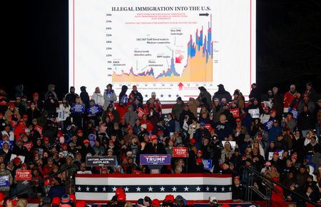 tagreuters.com2024binary_LYNXNPEK3D028-VIEWIMAGE