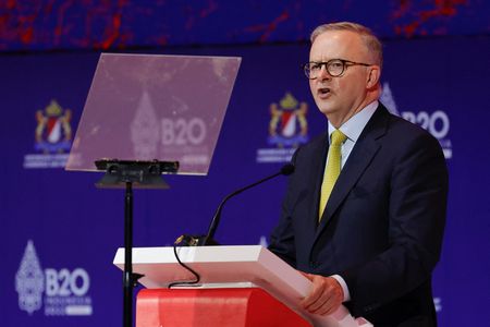 Australian PM says positive discussion with Xi on trade embargoes by China