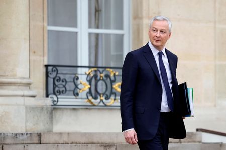 French Finance Minister to meet retailers this week over food inflation worries